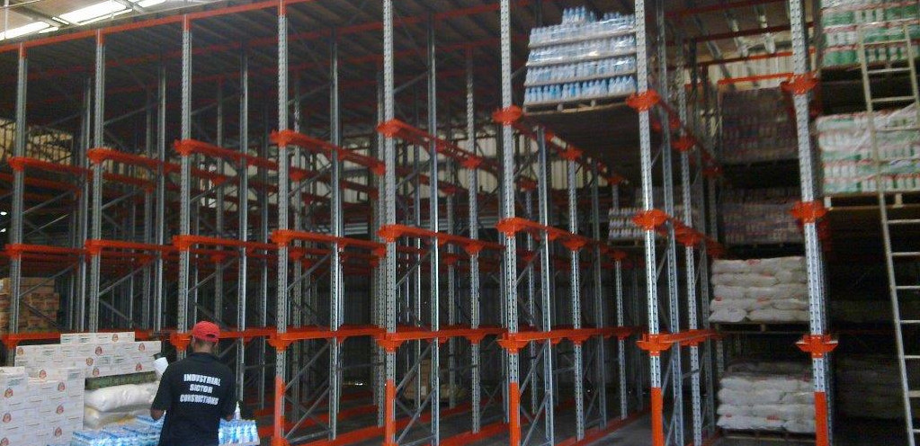 drive in pallet racking png